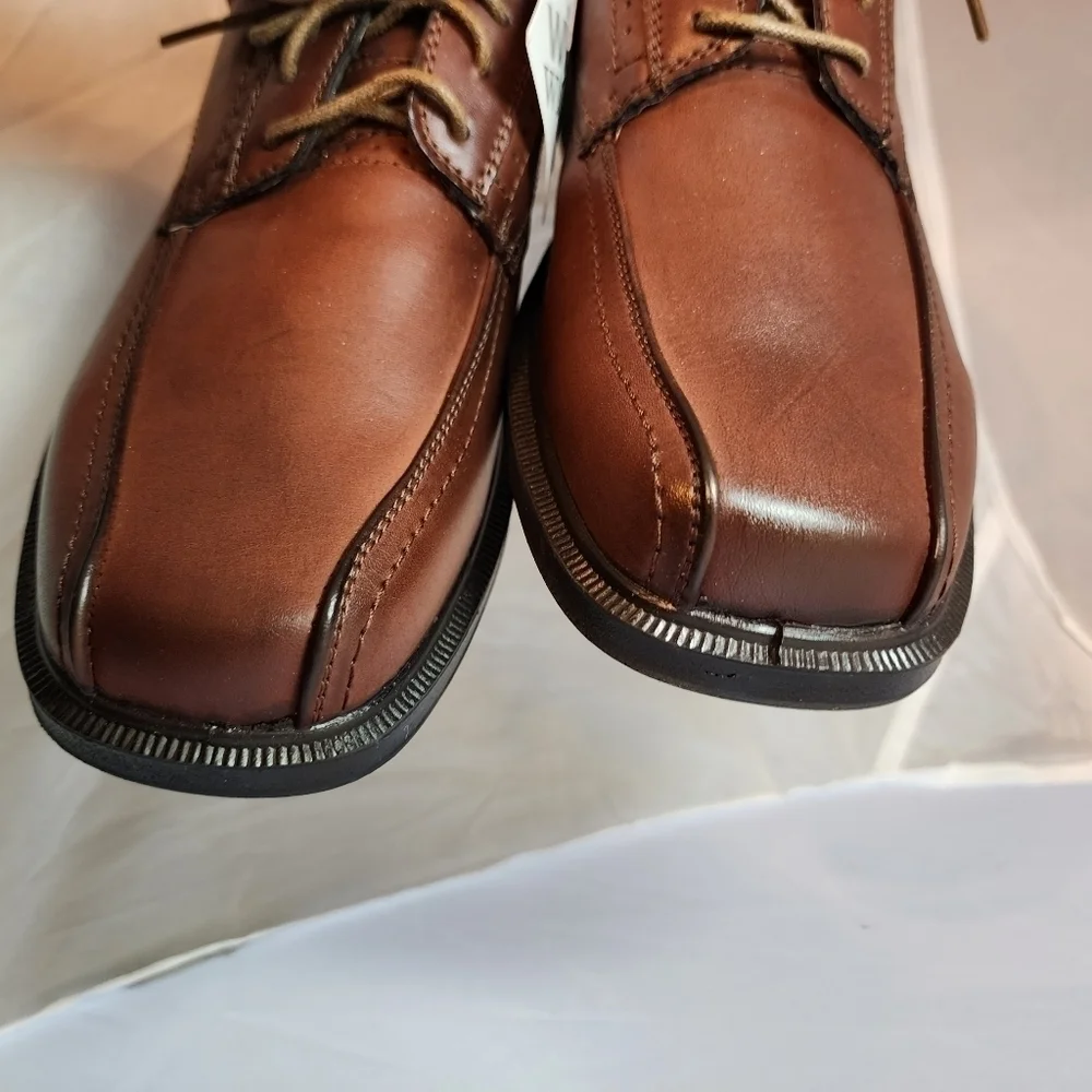 NWT Deer Stags Williamsburg Vega Men's 9.5 Dress Shoes Dark Maple Brown New